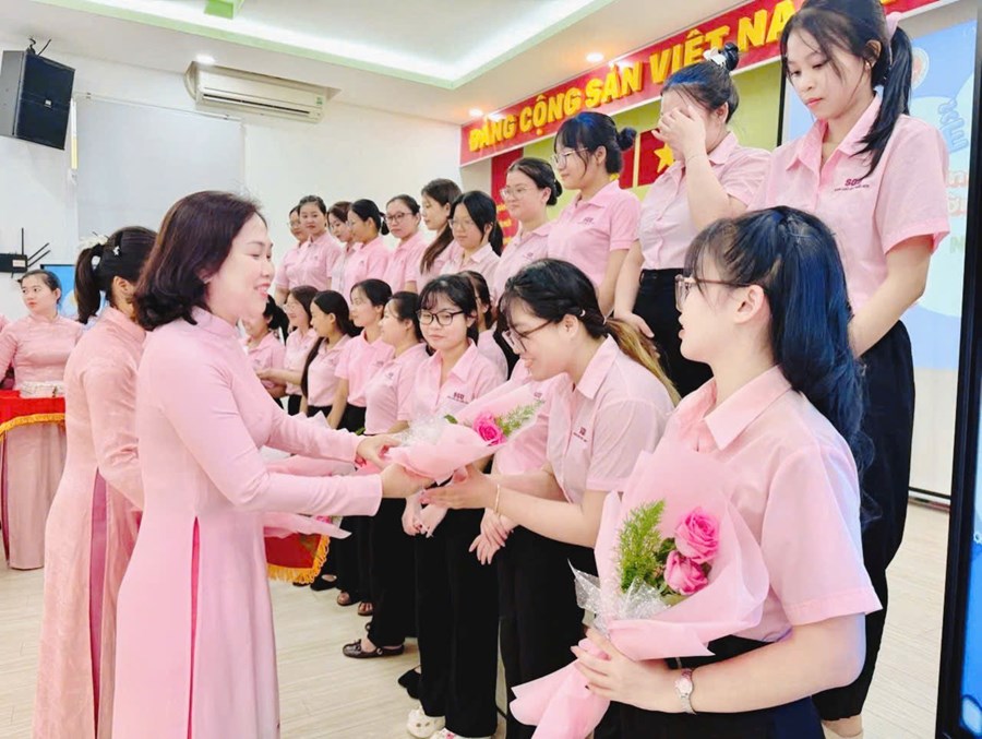 Nhấn vào ảnh để phóng to